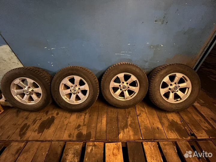 Колеса в сборе r17 зимние 6 139.7