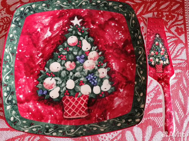 Тортница с лопаткой