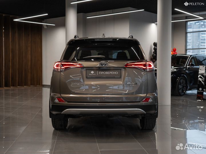 Toyota RAV4 2.5 AT, 2018, 69 728 км