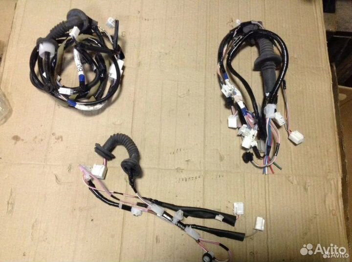 Электропроводка / Toyota Yaris хечбек 2006