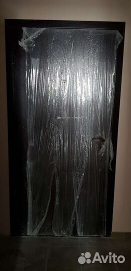 Дверь входная металлическая новая