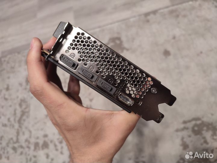RTX3050 MSI ventus 2x OC 8gb