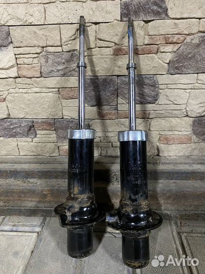 Амортизатор (стойка) Ssang Yong Kyron