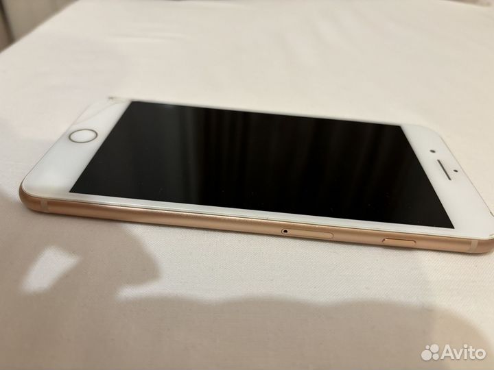 iPhone 8 Plus, 64 ГБ