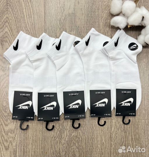 Набор носков в подарочной коробке