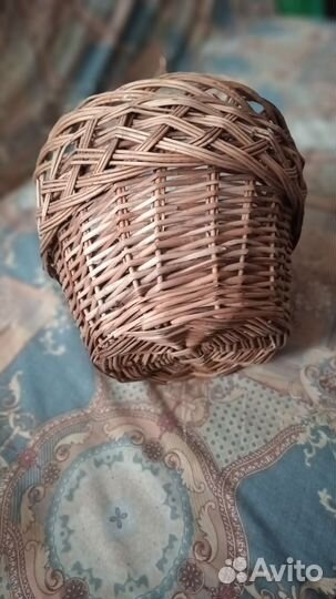 Корзина плетеная