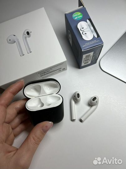 Наушники Apple AirPods 2 gen Charging case MagSafe