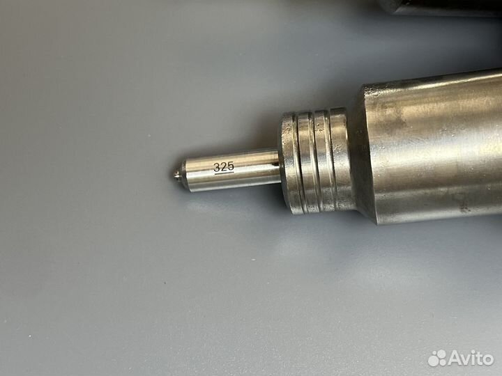 Форсунки Volvo d12c 21371676