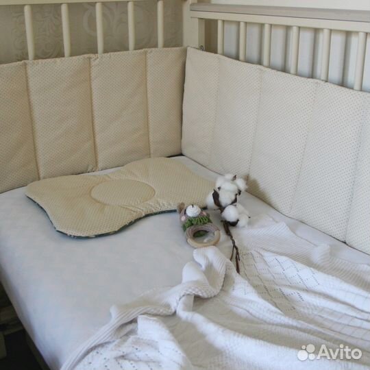 Бортики в кроватку новые