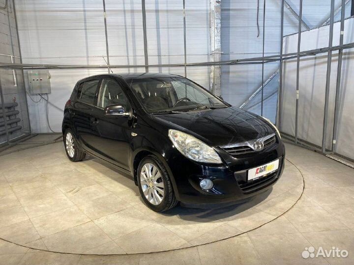 Hyundai i20 1.4 AT, 2010, 135 688 км