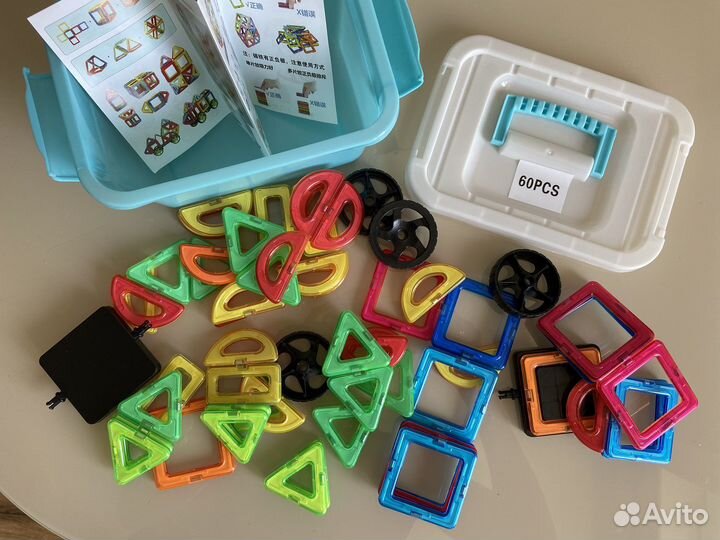 Конструктор магнитный 60 деталей