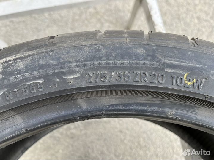 Nitto NT555 275/35 R20