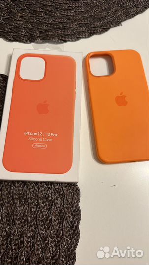 Оригинальный чехол iPhone 12/12 Pro