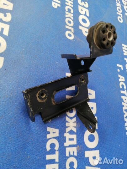 Кронштейн блока ABS Bmw E39 седан M50B20 1998