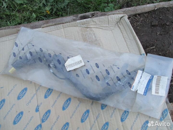 Ford Шланг вентиляции картерных газов ford transit