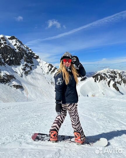 Веселая подружка