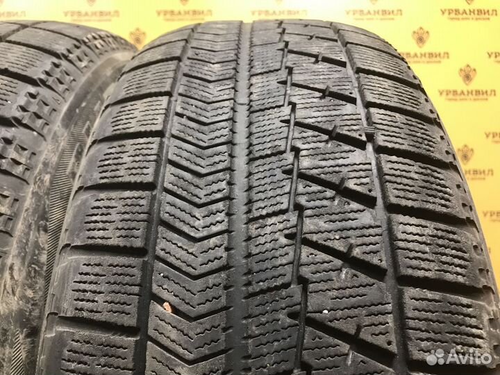 Bridgestone Blizzak VRX 215/60 R16 95G