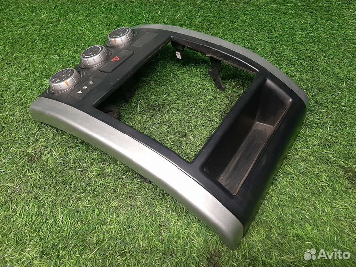 Блок управления климатом на Nissan X-Trail 2 T31