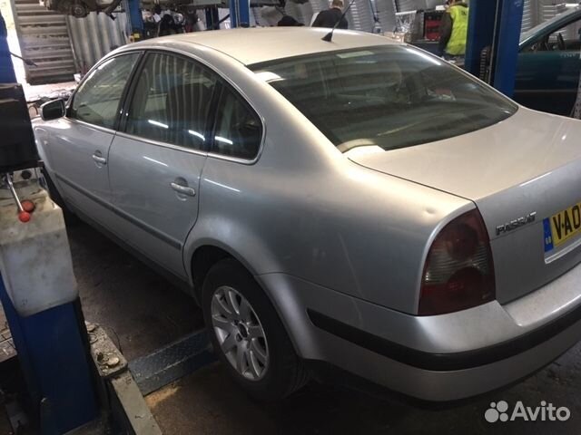 Разбор на запчасти Volkswagen Passat 5