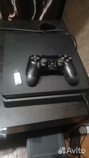 Sony playstation 4 slim Hen + 2000 игр