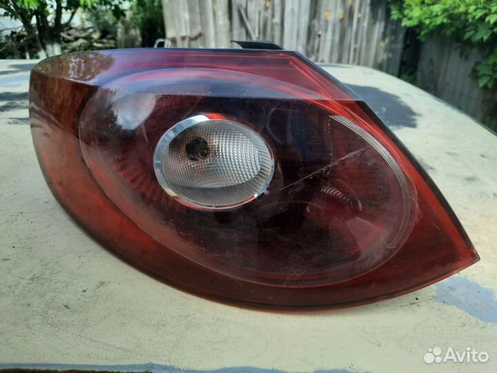Фонарь задний левый passat cc