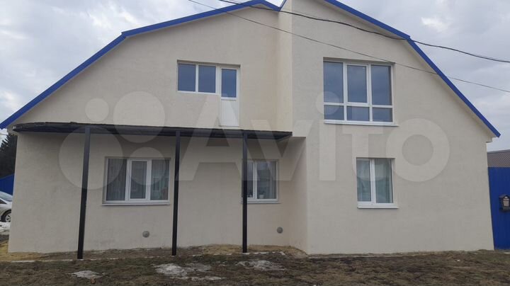Дом 298,9 м² на участке 15 сот.