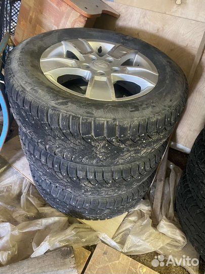 R16 Formula Ice 215/65, PCD 5x114.3 DIA 67.1