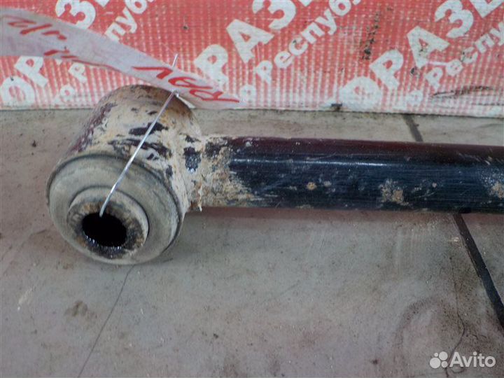 Рычаг подвески верхний задний правый Toyota Rav 4