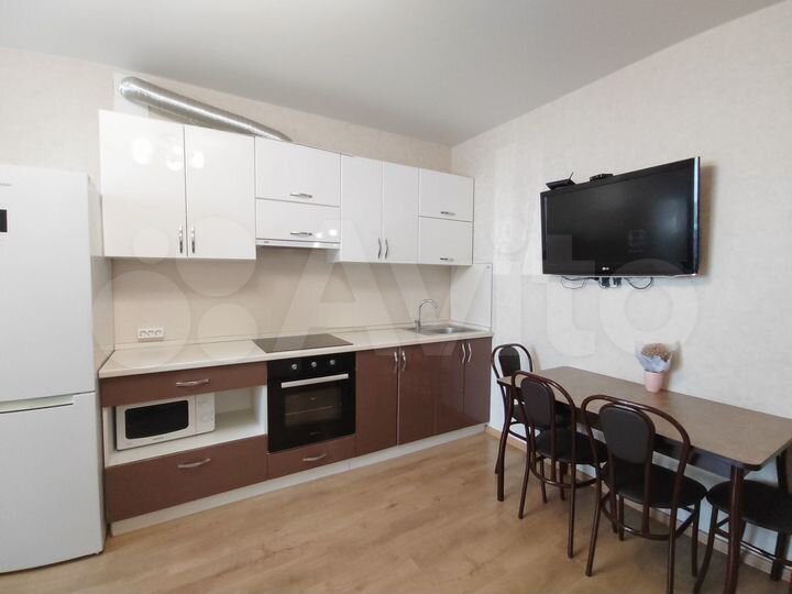 2-к. квартира, 42 м², 7/16 эт.