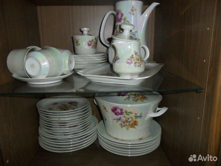 Посуда импортная(сервизы)