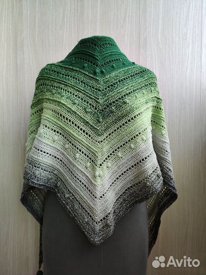 Бактус вязаный/Шарф/Платок/Палантин