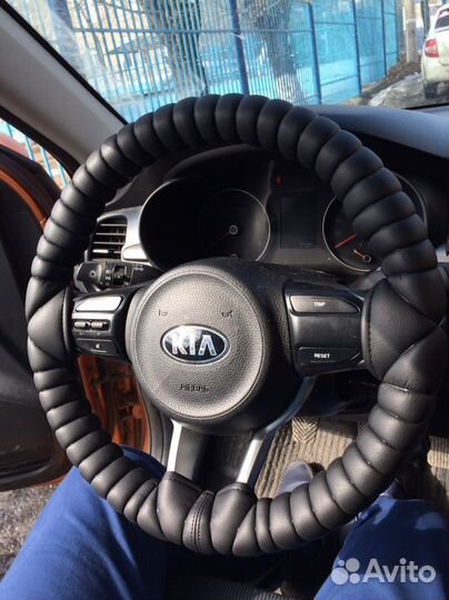 Оплетки рулей. Оплетка на руль. Перетяжка руля