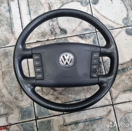 Рулевое колесо Volkswagen Touareg GP