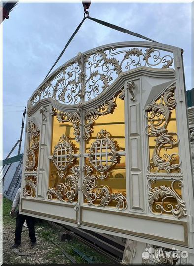 Кованые ворота под ключ