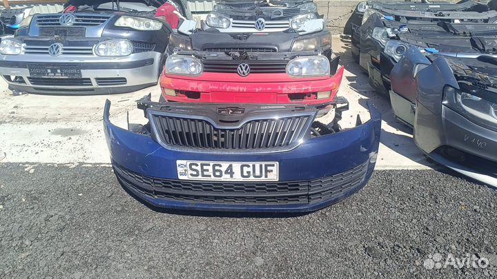 Бампер взборе с решоткой skoda Rapid 2012-2017