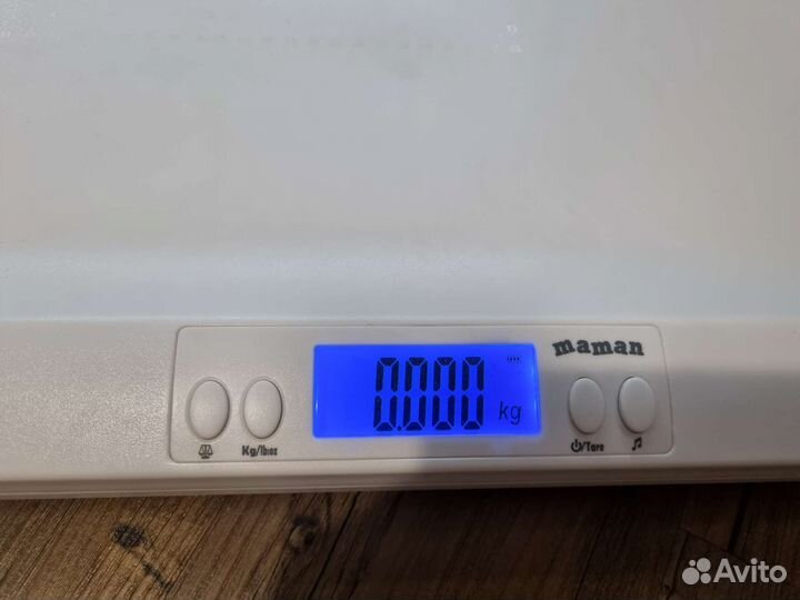 Детские весы Maman для новорожденных