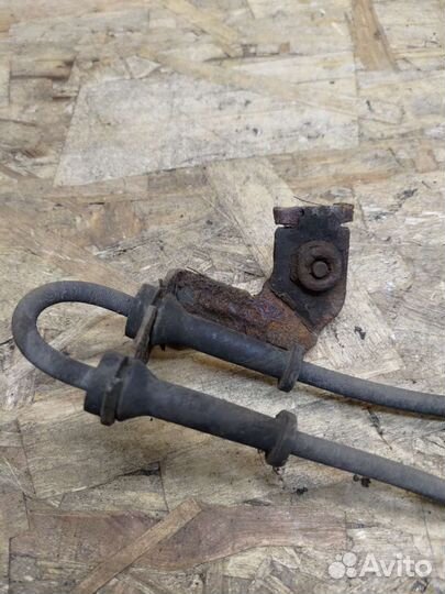 Датчик ABS Крайслер Вояджер караван 01-07г