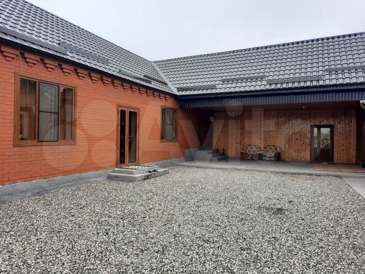 Дом 236 м² на участке 19,5 сот.