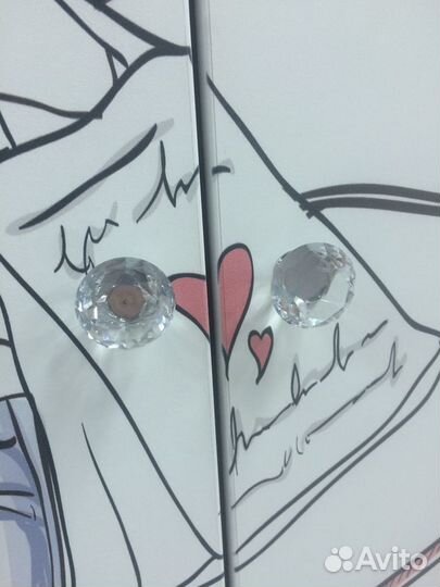 Шкаф и стеллаж для девочки