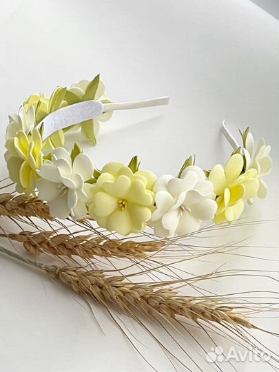 Ободок с цветами