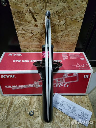 Стойка амортизационная газовая, передняя 