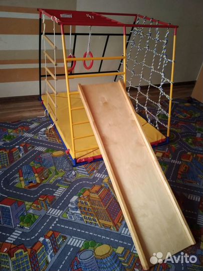 Спортивный детский комплекс 