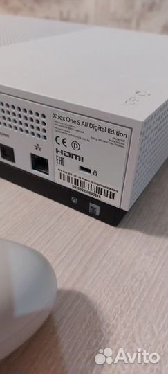 Xbox one s 1tb с играми