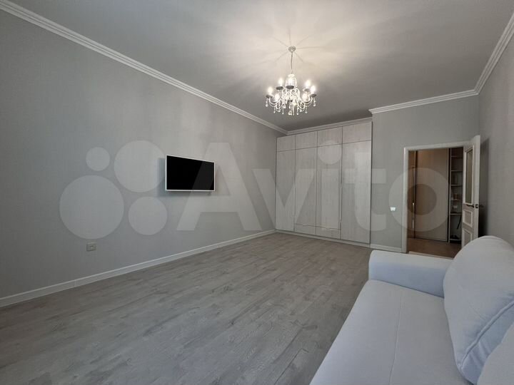 2-к. квартира, 73 м², 2/5 эт.