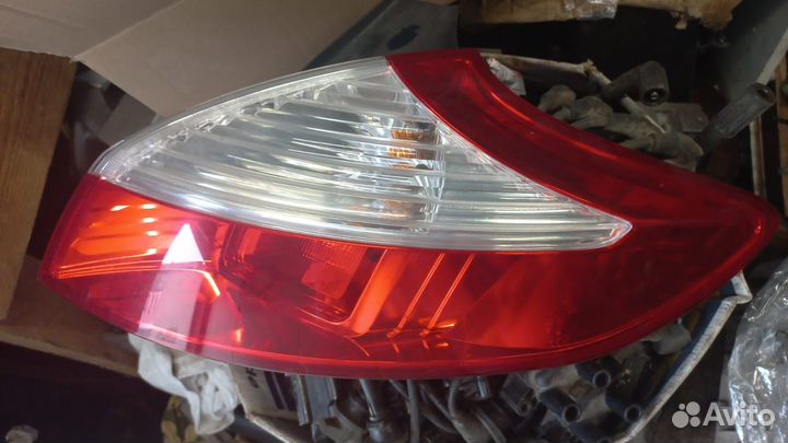 Фонарь правый Renault Megane 3