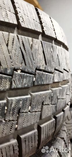 Kapsen SnowShoes AW33 245/65 R17 111H