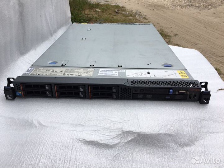 Сервер Avaya S8800 с 2 дисками