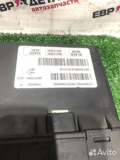 Блок управления климат-контролем Cadillac Srx