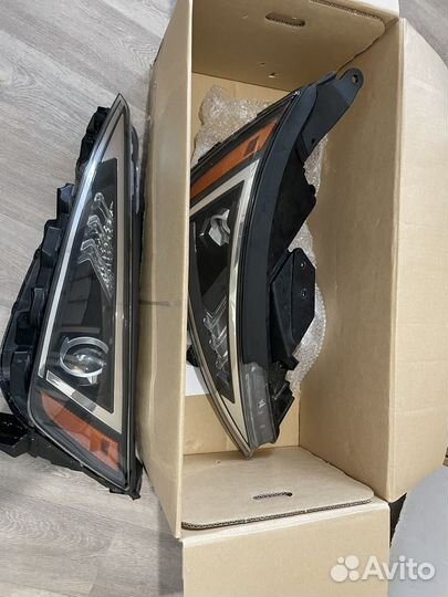 Фара на hyundai elantra 6AD