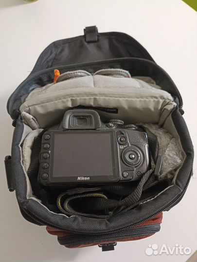 Nikon 3100 с объективом 18-140 mm